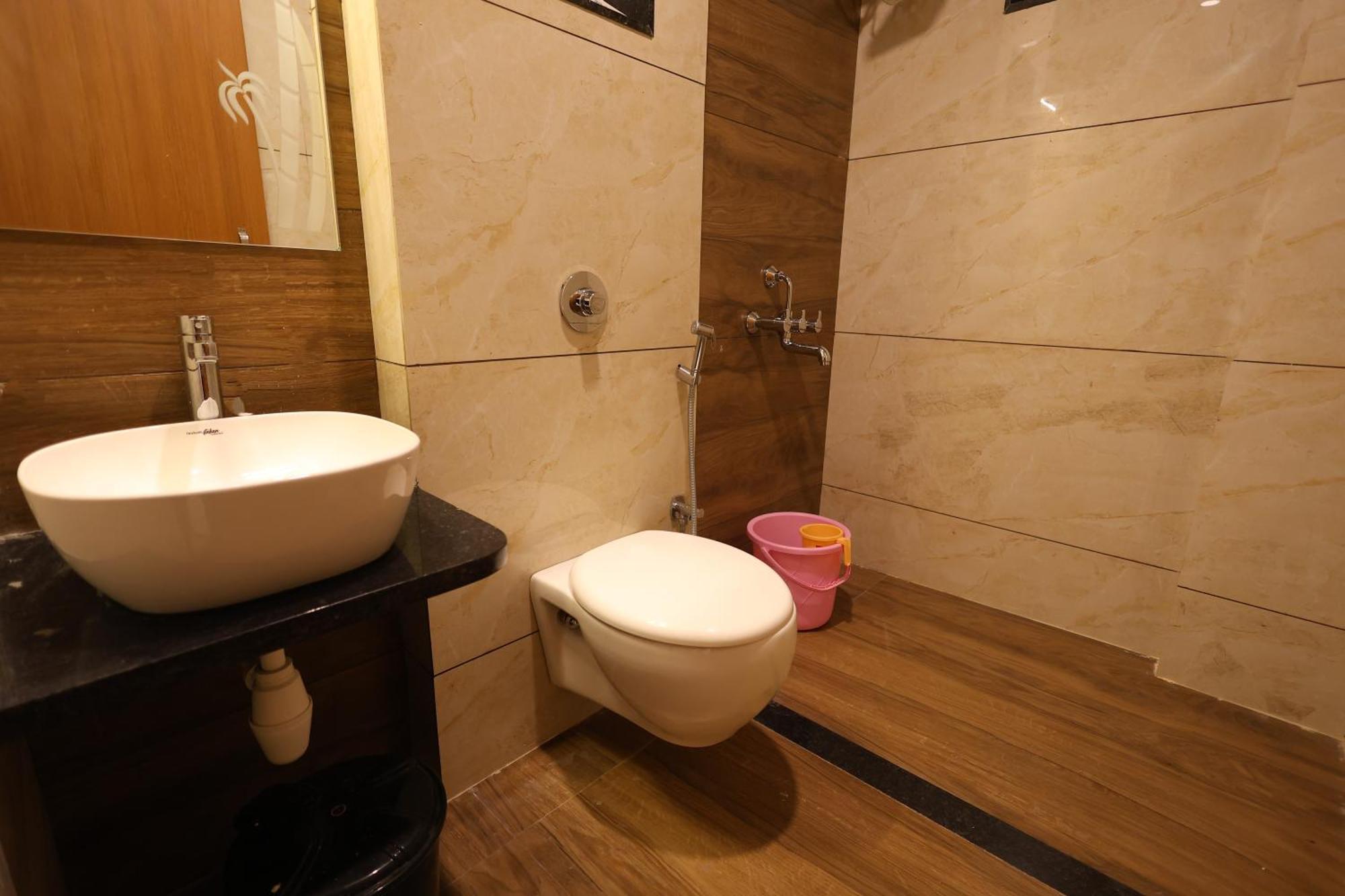The Tri Arrow Hotel Khatu Bagian luar foto